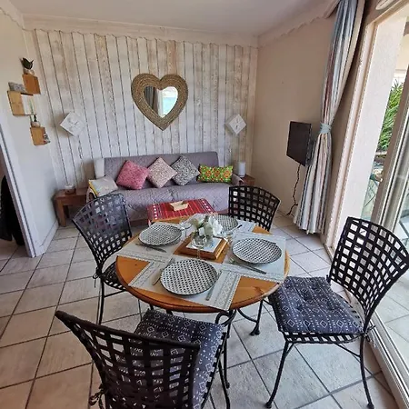 Apartment Annecy Privee, Duplex Baie Des Voiles