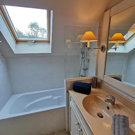 Apartment Annecy Privee, Duplex Baie Des Voiles *